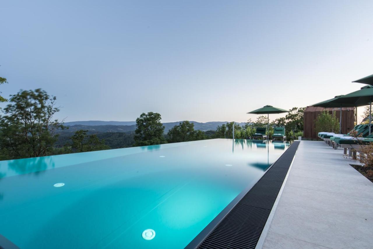 Winzarei, Weingut Tement Villa Berghausen Exteriör bild