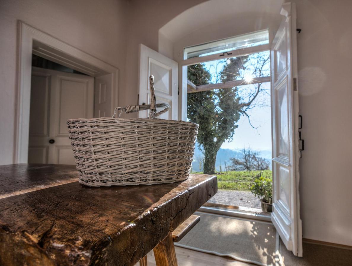 Winzarei, Weingut Tement Villa Berghausen Exteriör bild