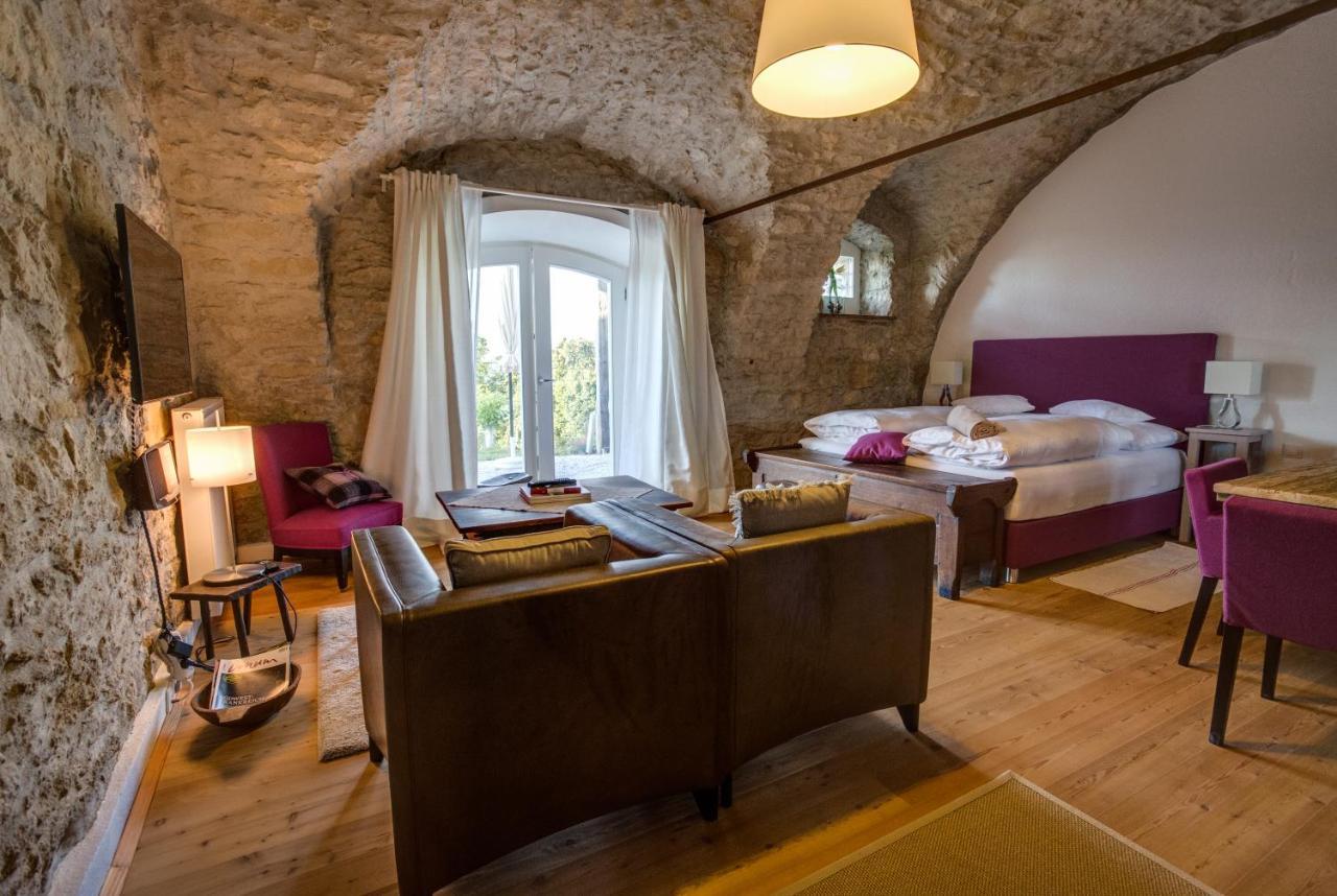 Winzarei, Weingut Tement Villa Berghausen Exteriör bild