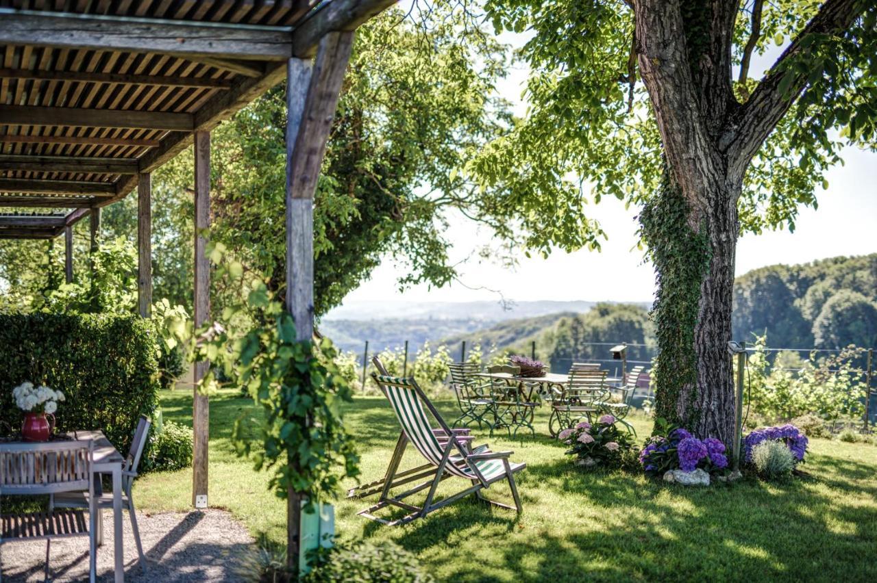 Winzarei, Weingut Tement Villa Berghausen Exteriör bild